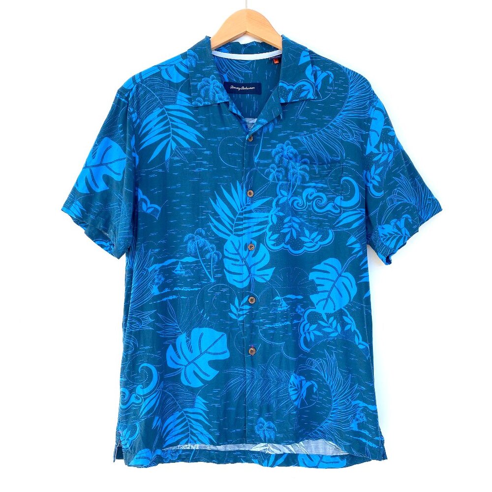Tommy Bahama Mens Button Down Hawaiian Camp Shirt Size M Blue Tropical Print